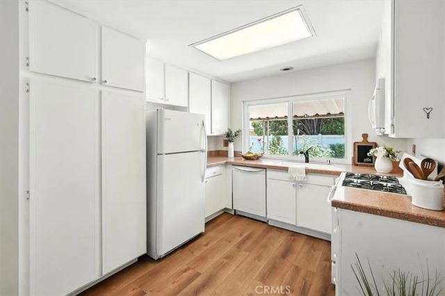 26428 Circle Knoll Court, Newhall, CA 91321