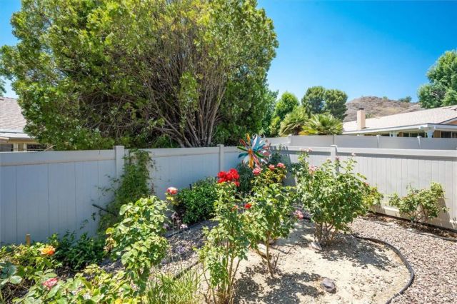 26428 Circle Knoll Court, Newhall, CA 91321
