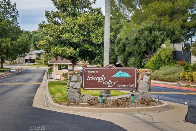 26428 Circle Knoll Court, Newhall, CA 91321
