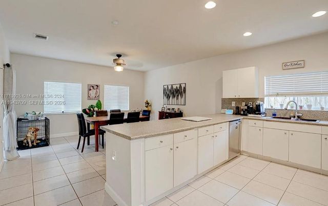 11410 SW 229th Ter, Miami, FL 33170