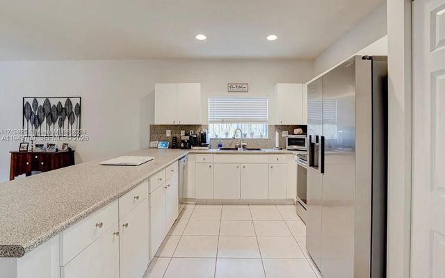 11410 SW 229th Ter, Miami, FL 33170