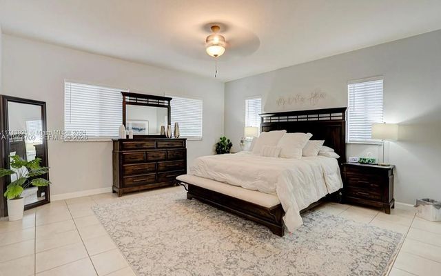 11410 SW 229th Ter, Miami, FL 33170