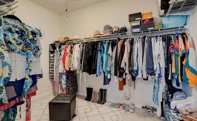 11410 SW 229th Ter, Miami, FL 33170