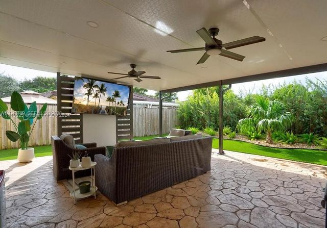 11410 SW 229th Ter, Miami, FL 33170