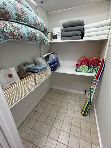 49 Canoe Place Road 312, Hampton Bays, NY 11946