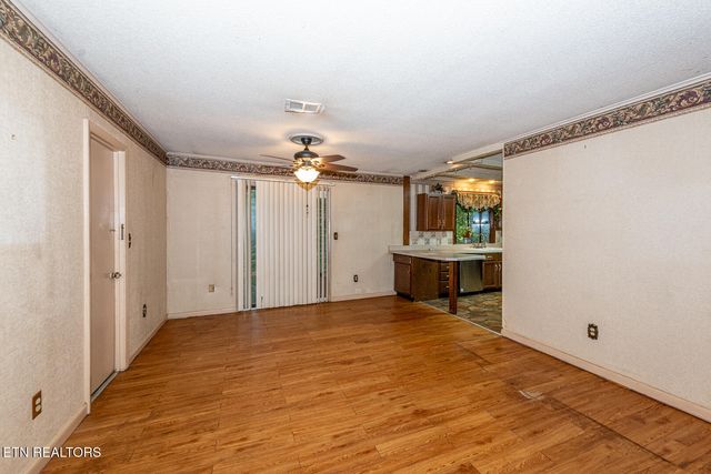 556 N Ownby Drive, Gatlinburg, TN 37738