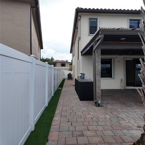 8618 W 33rd Ave 8618, Hialeah, FL 33018