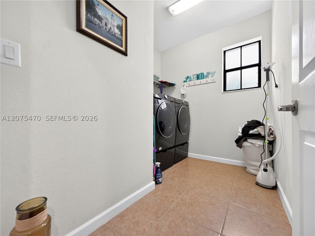 4276 SW 166th Ct 1, Miami, FL 33185