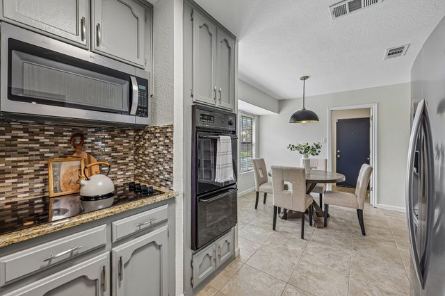 4506 Partridge Court, Arlington, TX 76017