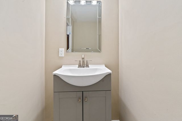 1303 Forest Hill Road, Macon, GA 31210