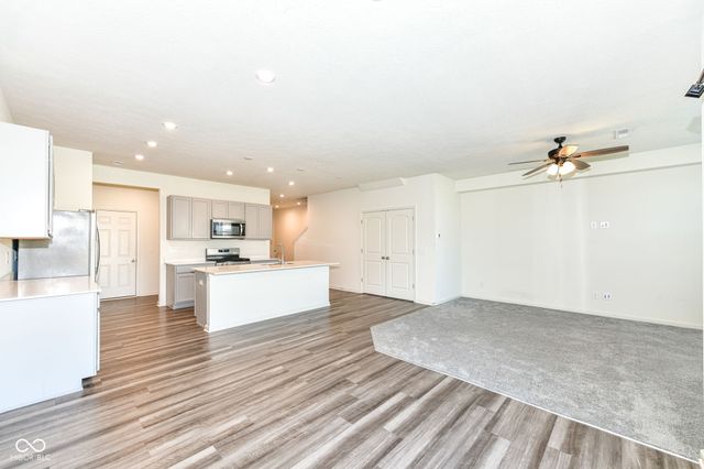 13533 Dewpoint Lane, Fishers, IN 46037