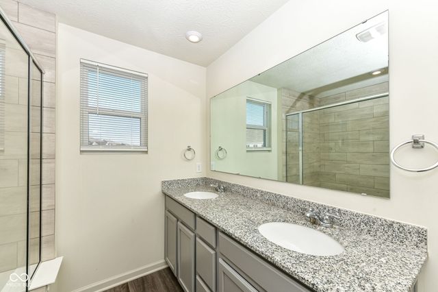 13533 Dewpoint Lane, Fishers, IN 46037