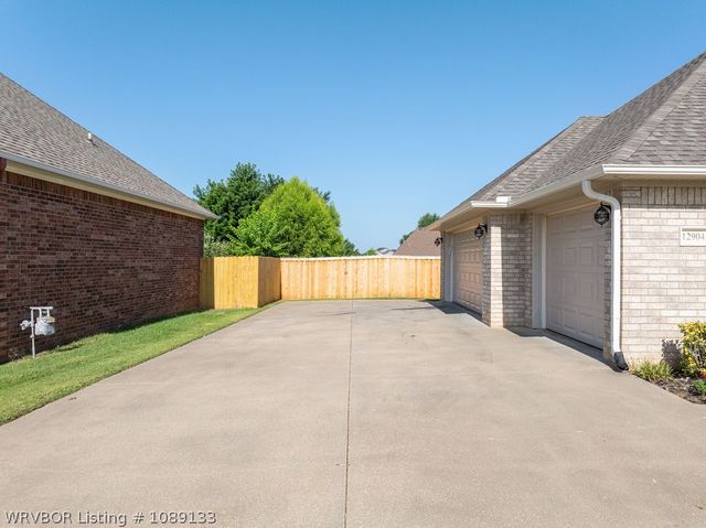 12904 Diamond Lane, Fort Smith, AR 72916