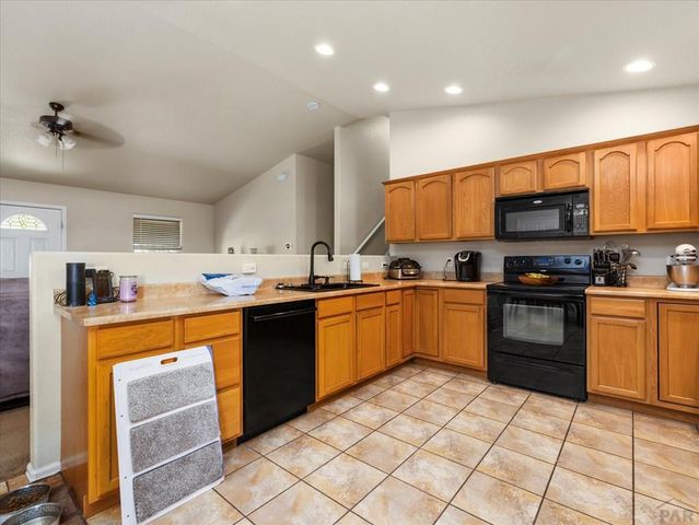524 E McCulloch Blvd, Pueblo West, CO 81007