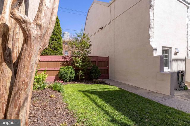 804-6 LOMBARD ST, Philadelphia, PA 19147