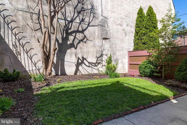 804-6 LOMBARD ST, Philadelphia, PA 19147