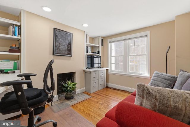 804-6 LOMBARD ST, Philadelphia, PA 19147