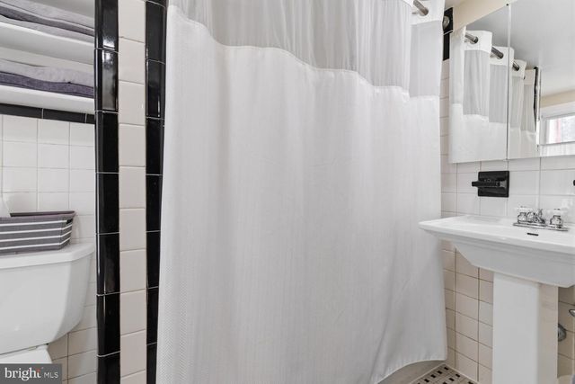 804-6 LOMBARD ST, Philadelphia, PA 19147