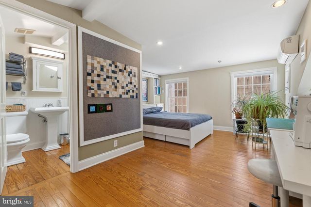 804-6 LOMBARD ST, Philadelphia, PA 19147