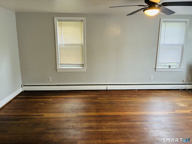 136 Chestnut Hill Road, Glastonbury, CT 06033