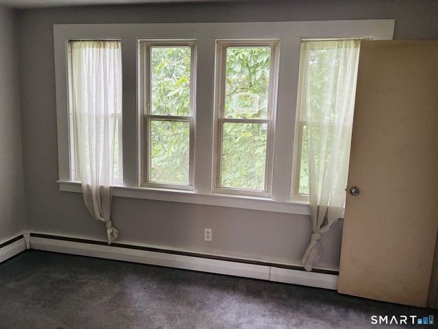 136 Chestnut Hill Road, Glastonbury, CT 06033