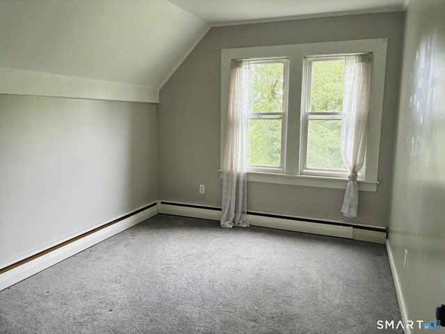136 Chestnut Hill Road, Glastonbury, CT 06033