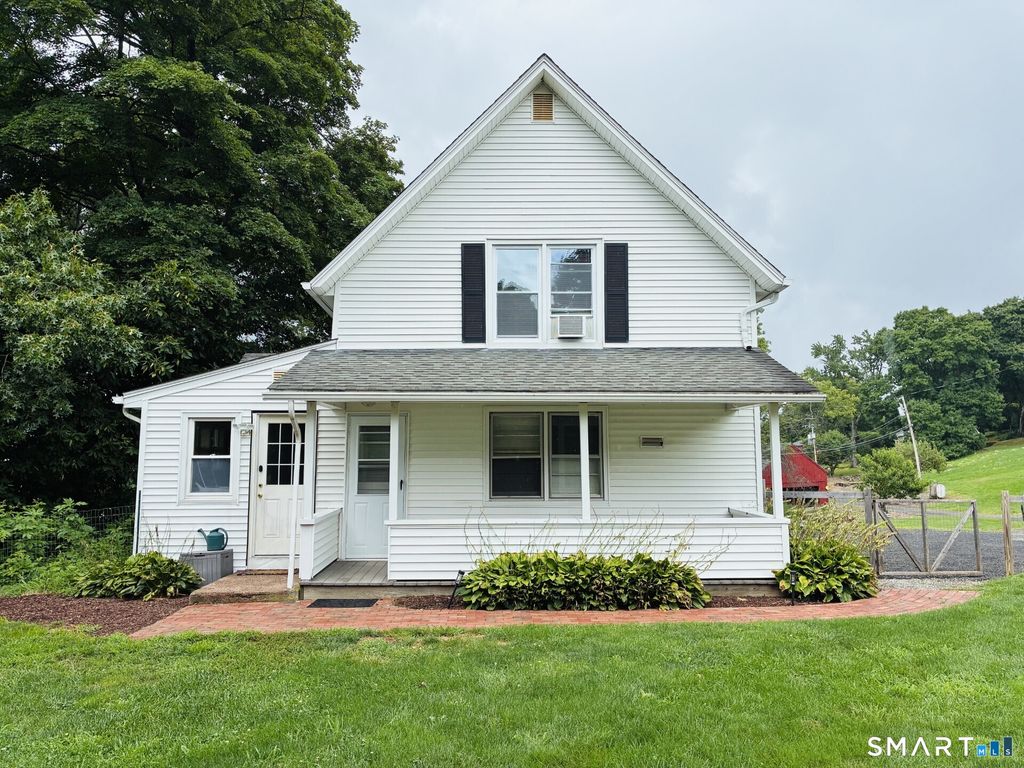 136 Chestnut Hill Road, Glastonbury, CT 06033
