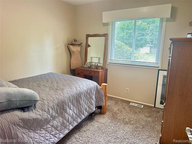 5073 Winston Drive, Swartz Creek, MI 48473