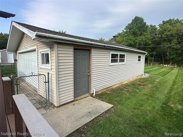 5073 Winston Drive, Swartz Creek, MI 48473