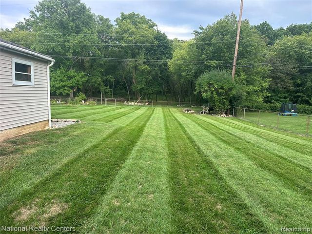 5073 Winston Drive, Swartz Creek, MI 48473
