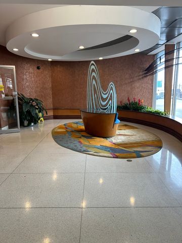 6301 N Sheridan Road 6O, Chicago, IL 60660