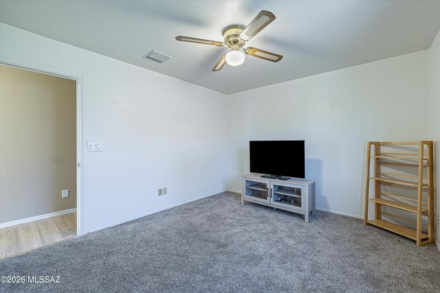 10301 N Oak Knoll Lane, Tucson, AZ 85737