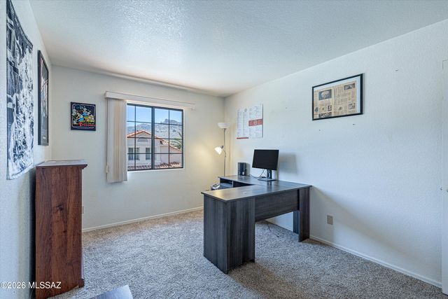 10301 N Oak Knoll Lane, Tucson, AZ 85737