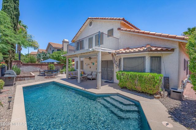 10301 N Oak Knoll Lane, Tucson, AZ 85737