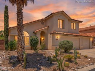 10301 N Oak Knoll Lane, Tucson, AZ 85737