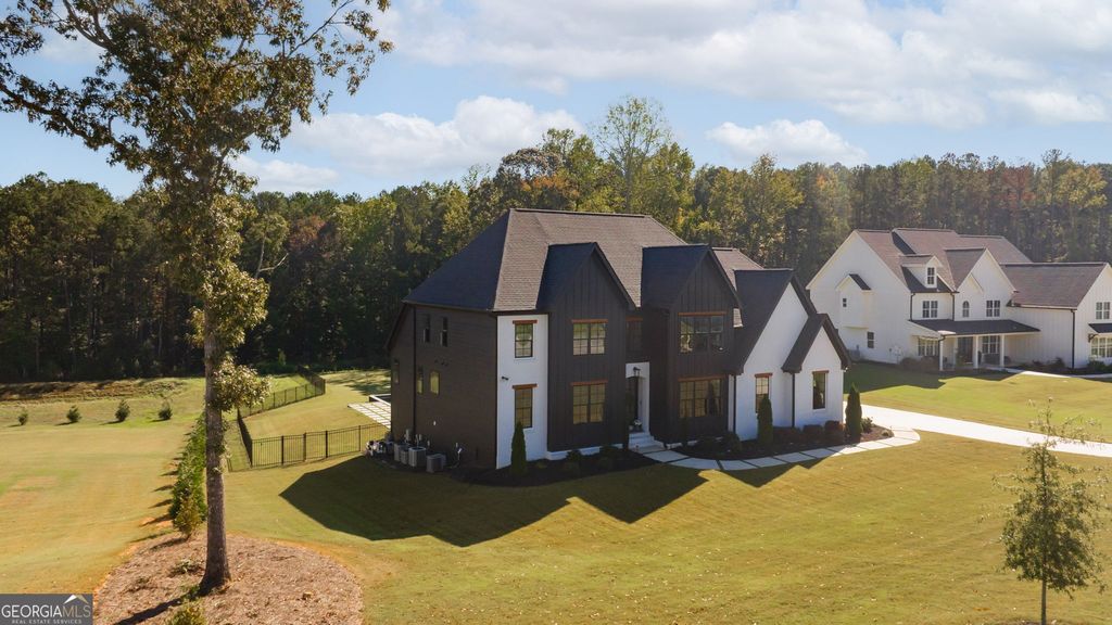 200 Cicely Way, Tyrone, GA 30290 — photo 2