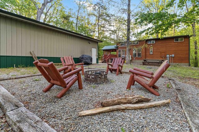 318 Pine Tree Circle, Nancy, KY 42544