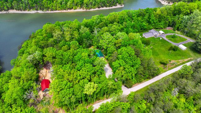 318 Pine Tree Circle, Nancy, KY 42544