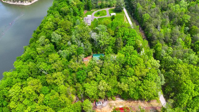 318 Pine Tree Circle, Nancy, KY 42544