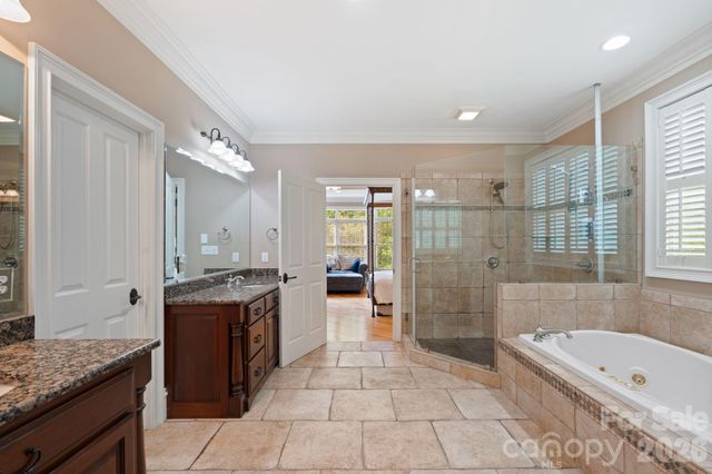 7601 Crossing Ridge Drive, Belews Creek, NC 27009