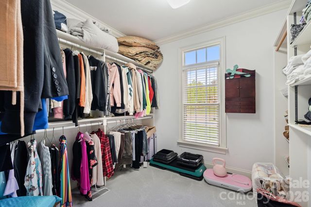 7601 Crossing Ridge Drive, Belews Creek, NC 27009