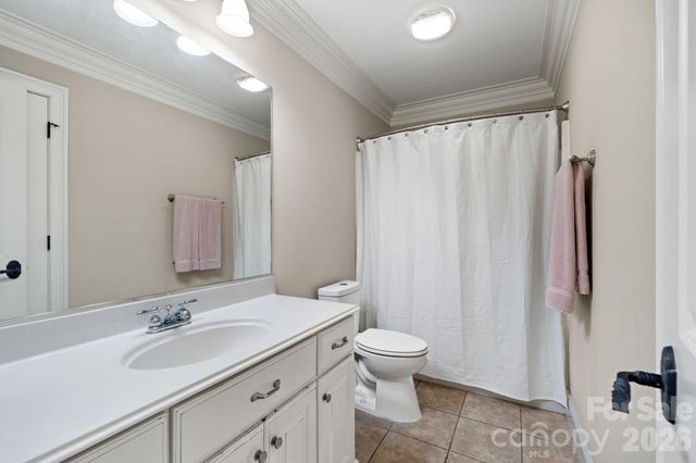 7601 Crossing Ridge Drive, Belews Creek, NC 27009