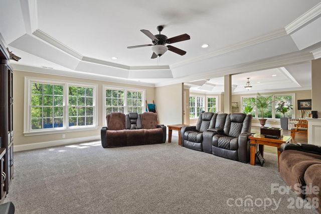 7601 Crossing Ridge Drive, Belews Creek, NC 27009