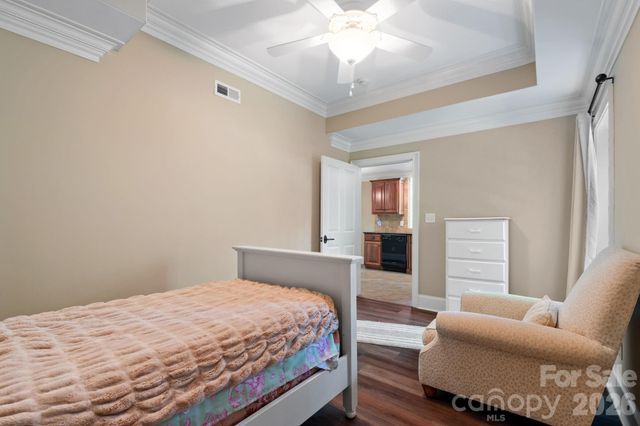 7601 Crossing Ridge Drive, Belews Creek, NC 27009