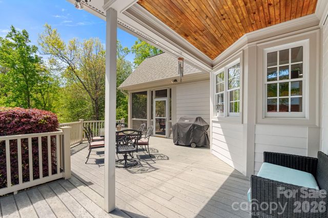 7601 Crossing Ridge Drive, Belews Creek, NC 27009