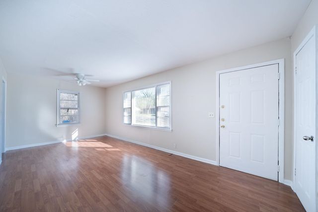 1907 S Catherine St, Wichita, KS 67213