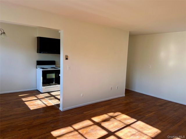 63 Kenwood Drive, New Windsor, NY 12553