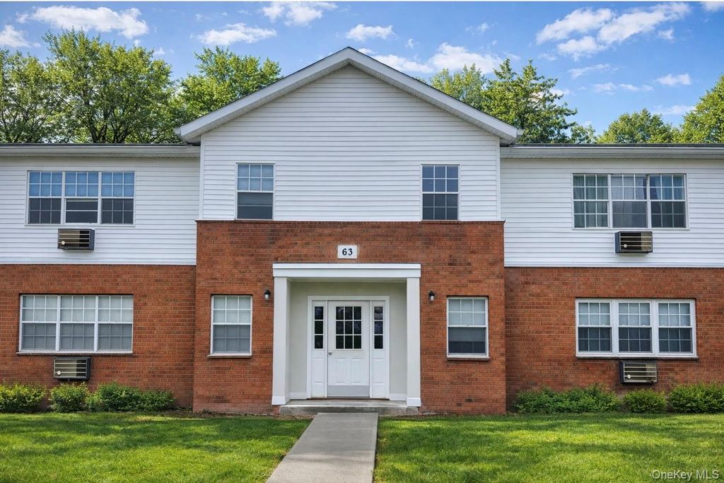 63 Kenwood Drive, New Windsor, NY 12553