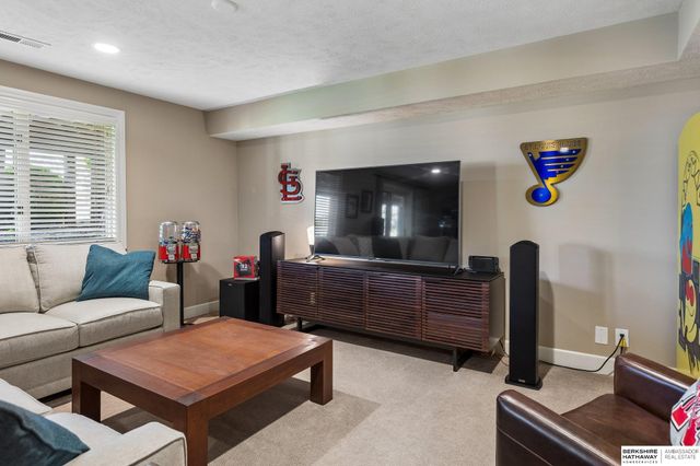 2337 N 133rd Circle, Omaha, NE 68164