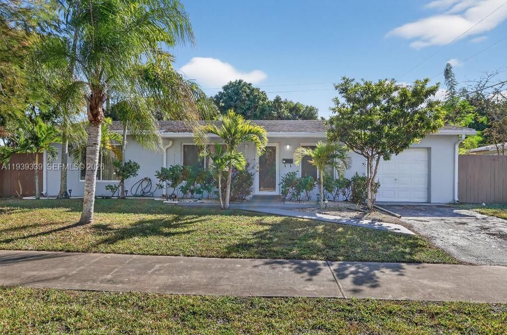 9900 SW 164th Terrace, Miami, FL 33157